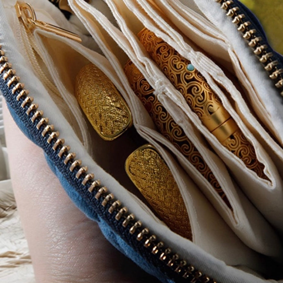 Velvet Quilted Travel Jewelry Organizer – Portable Zipper Case for Earrings, Rings & Necklaces