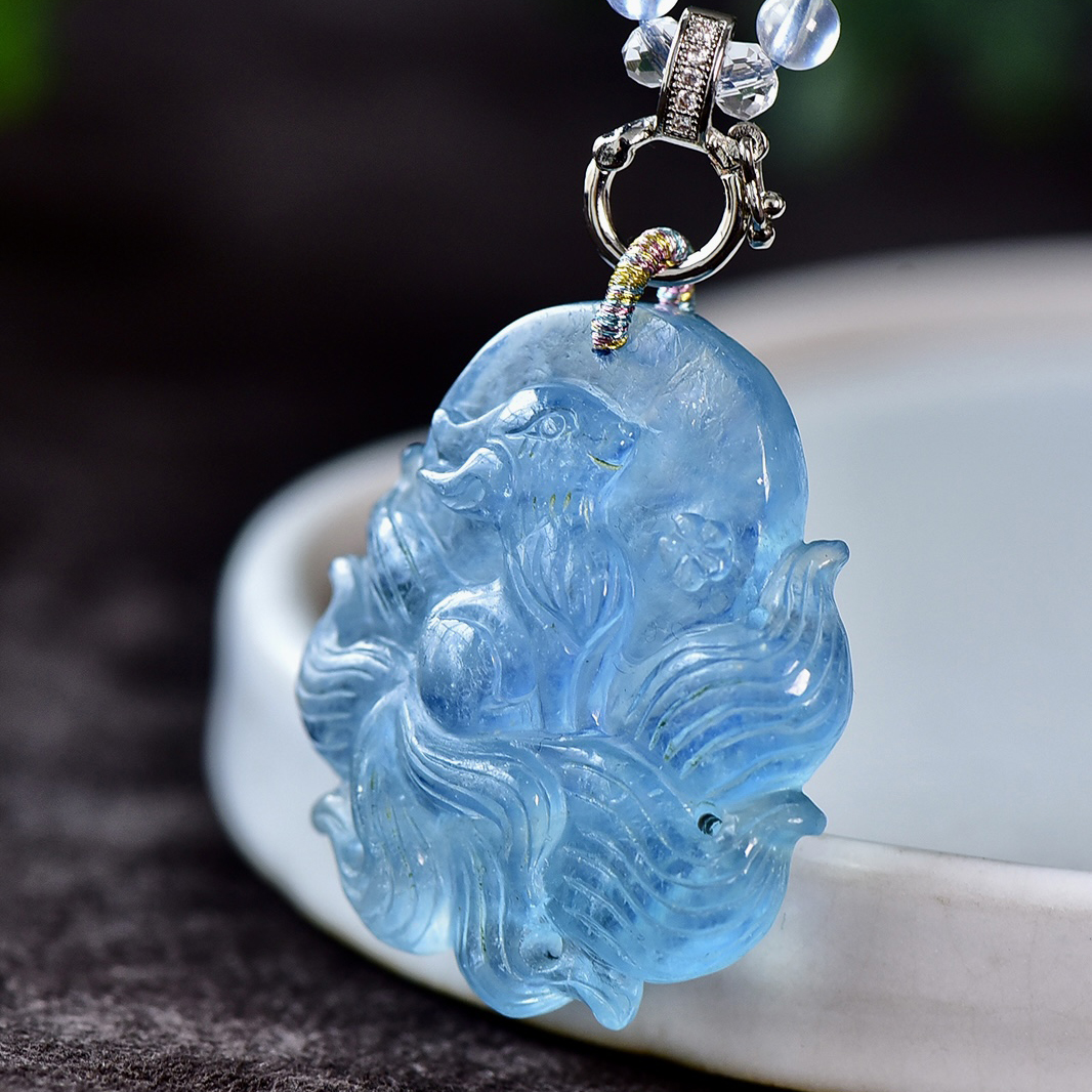 Natural Aquamarine Nine-Tailed Fox Pendant – Hand-Carved Crystal Fox Amulet for Protection & Serenity
