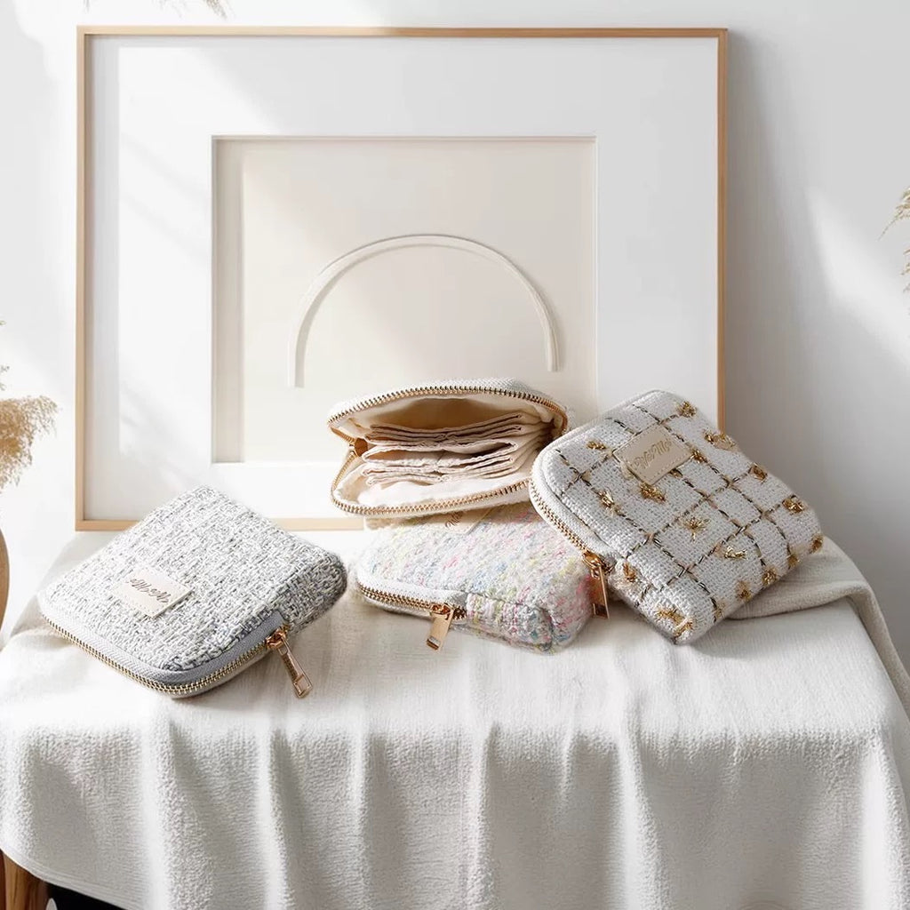 Tweed Travel Jewelry Organizer – Portable Zipper Case for Rings, Earrings & Necklaces