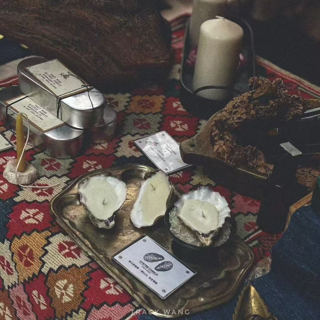 TRACY WANG Artisan Oyster Shell Candle – Natural Soy & Coconut Wax Hand-Poured Gift Candle with Matches & Cloth Bag