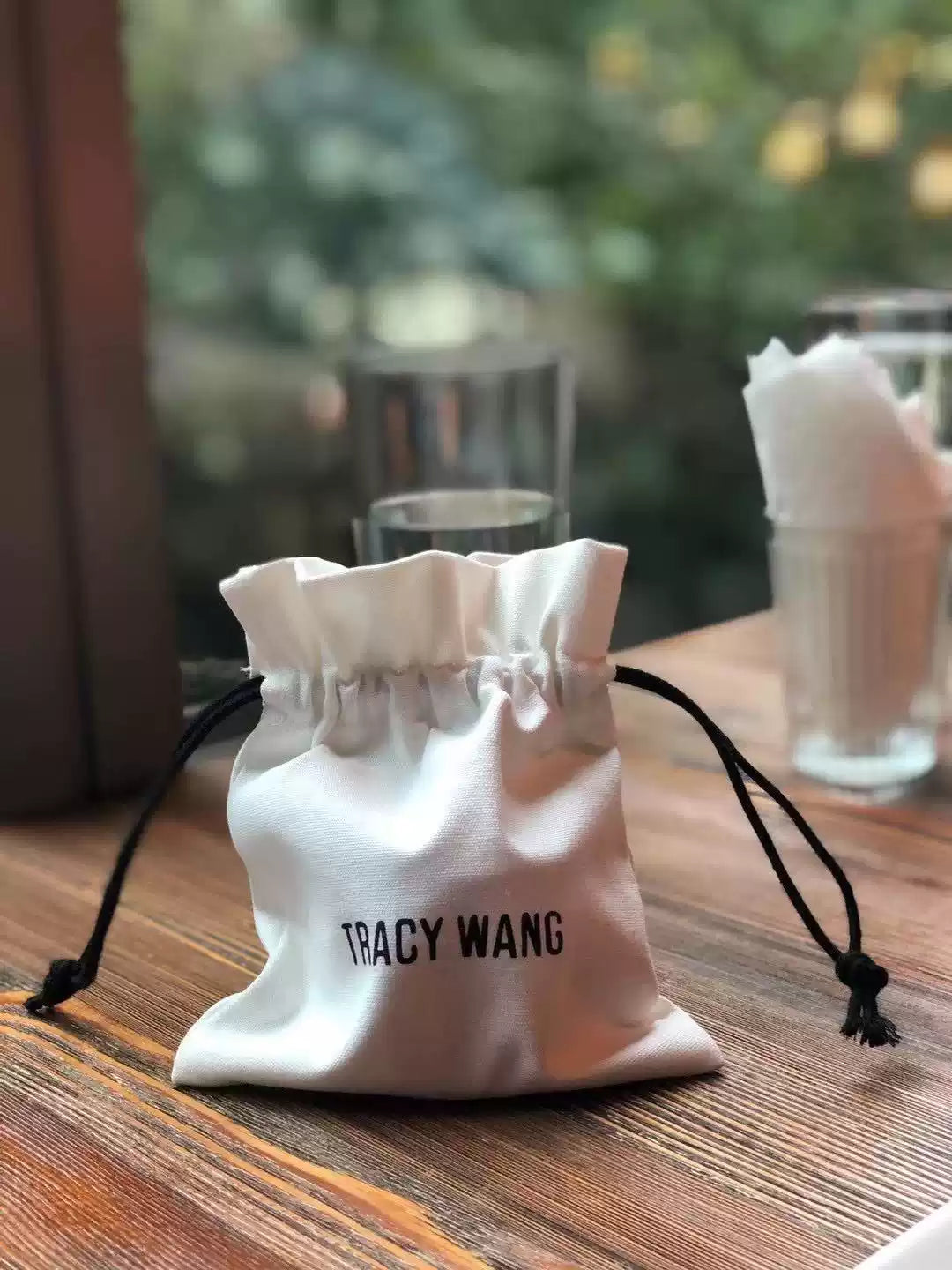 Handcrafted Soy Wax Scented Candle – Essential Oil Relaxation Candle for Bedroom & Gift by TRACY WANG