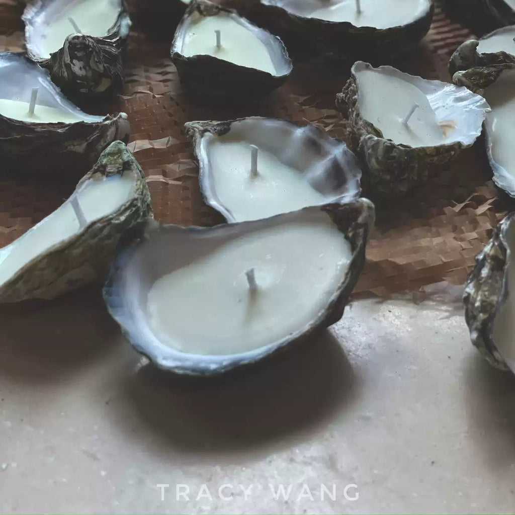 TRACY WANG Artisan Oyster Shell Candle – Natural Soy & Coconut Wax Hand-Poured Gift Candle with Matches & Cloth Bag