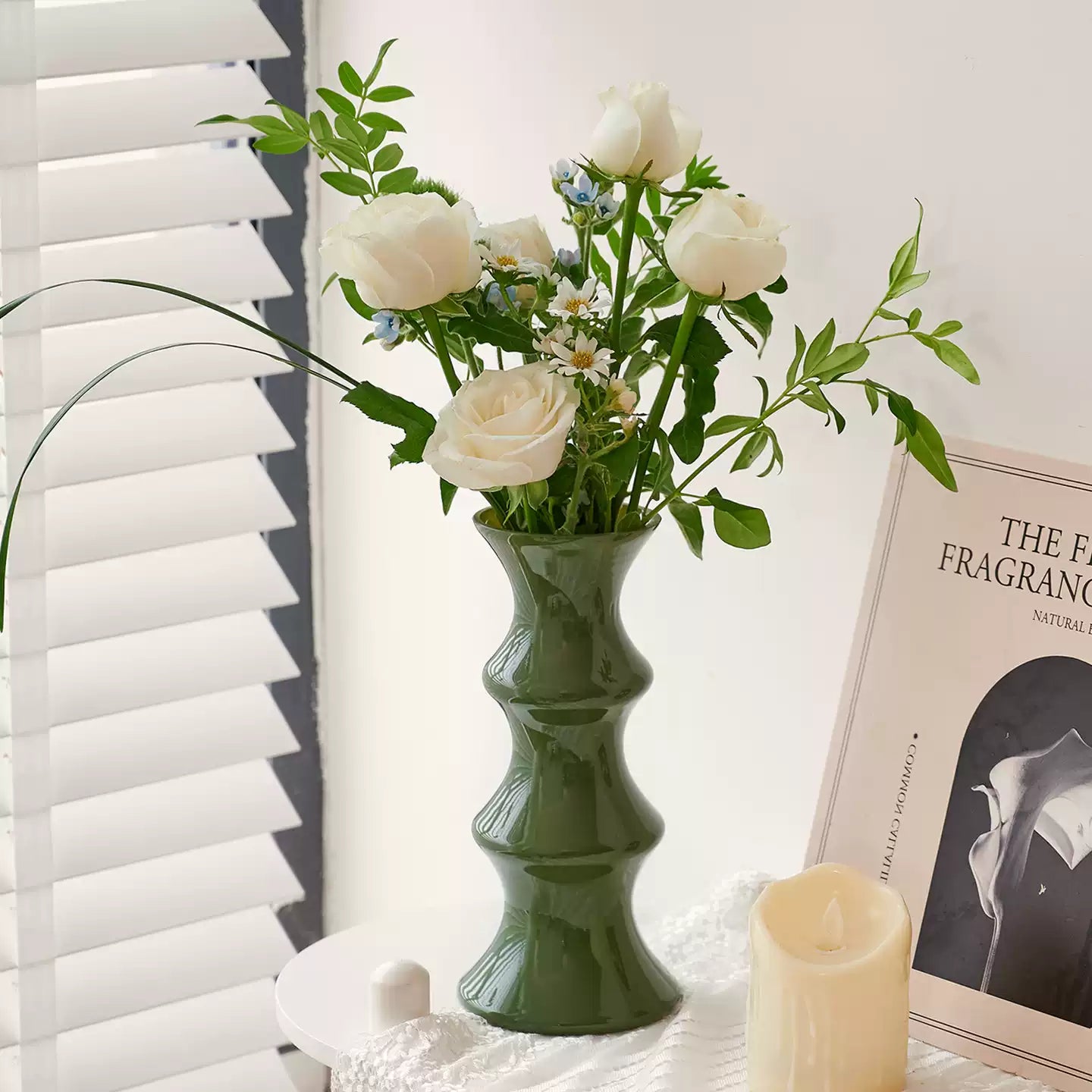 Luxury Bamboo-Textured Glass Vase  Modern Home Decor Centerpiece  Handmade Floral Arrangement Vase (4 Colors)