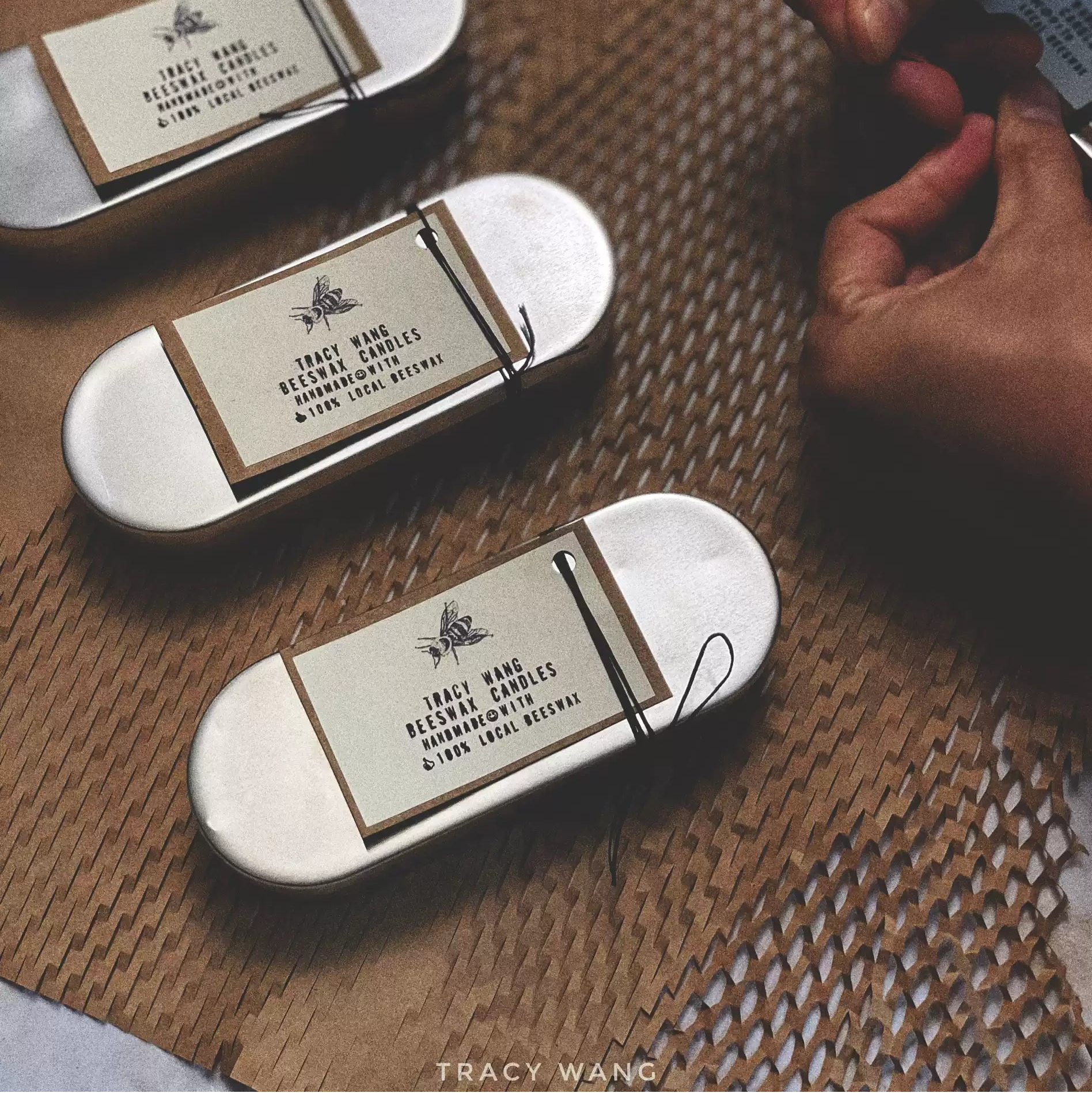 TRACY WANG Mini Beeswax Candle – Handcrafted Pure Natural Honey Wax Candle Made with Traditional Method